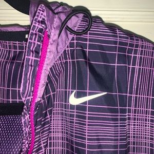 Nike windbreaker